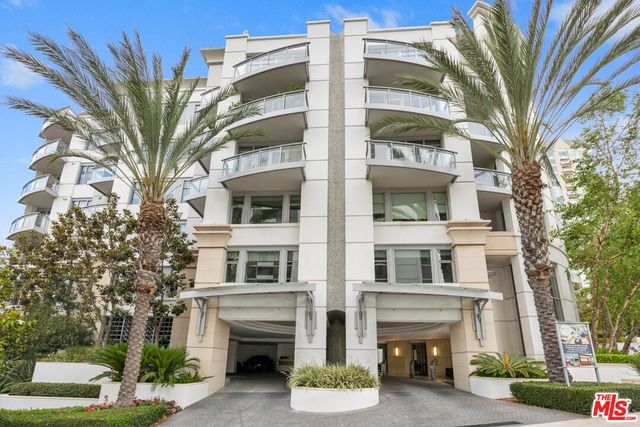 $5,795 | 10700 Wilshire Boulevard, Unit 506 | Westwood