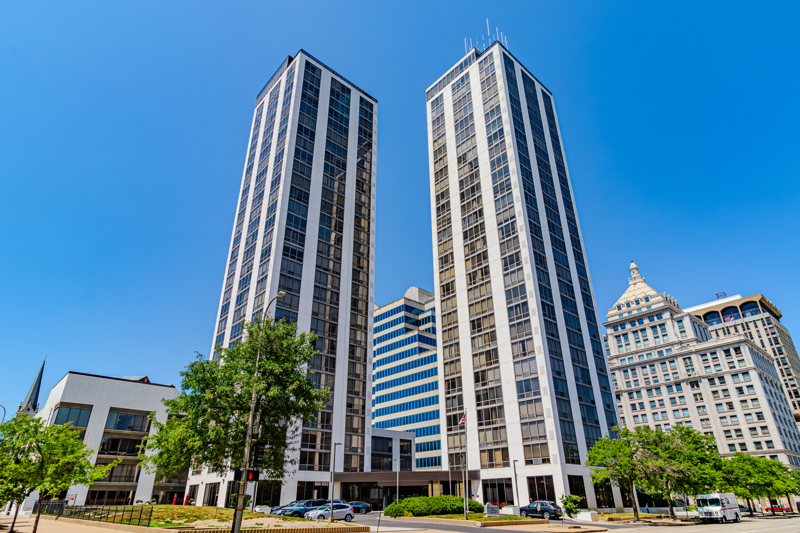 a view of a large building