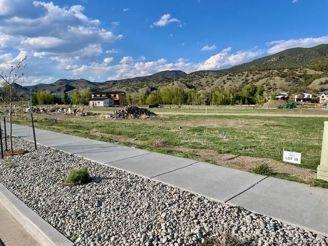 $289,000 | 111 Southside Loop | Salida