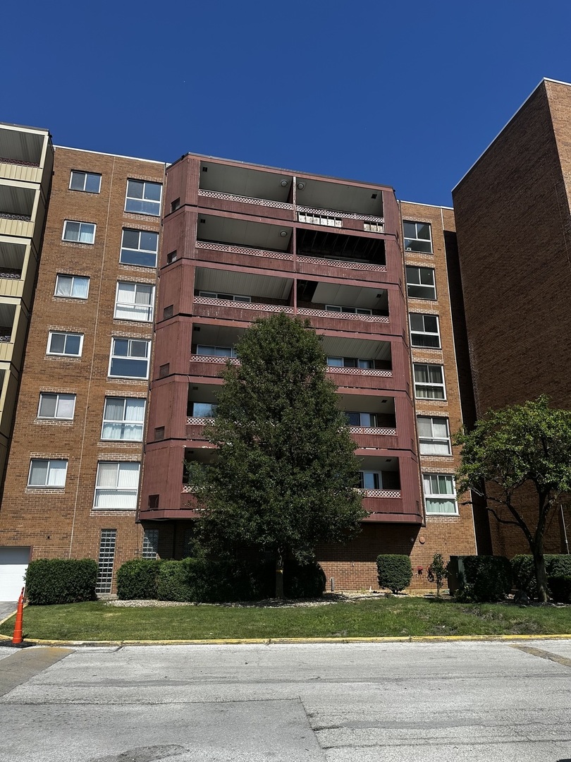 a front view of a building