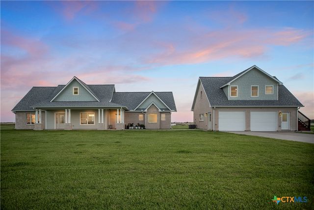 $565,000 | 105 Redfish Retreat Drive | Port Lavaca