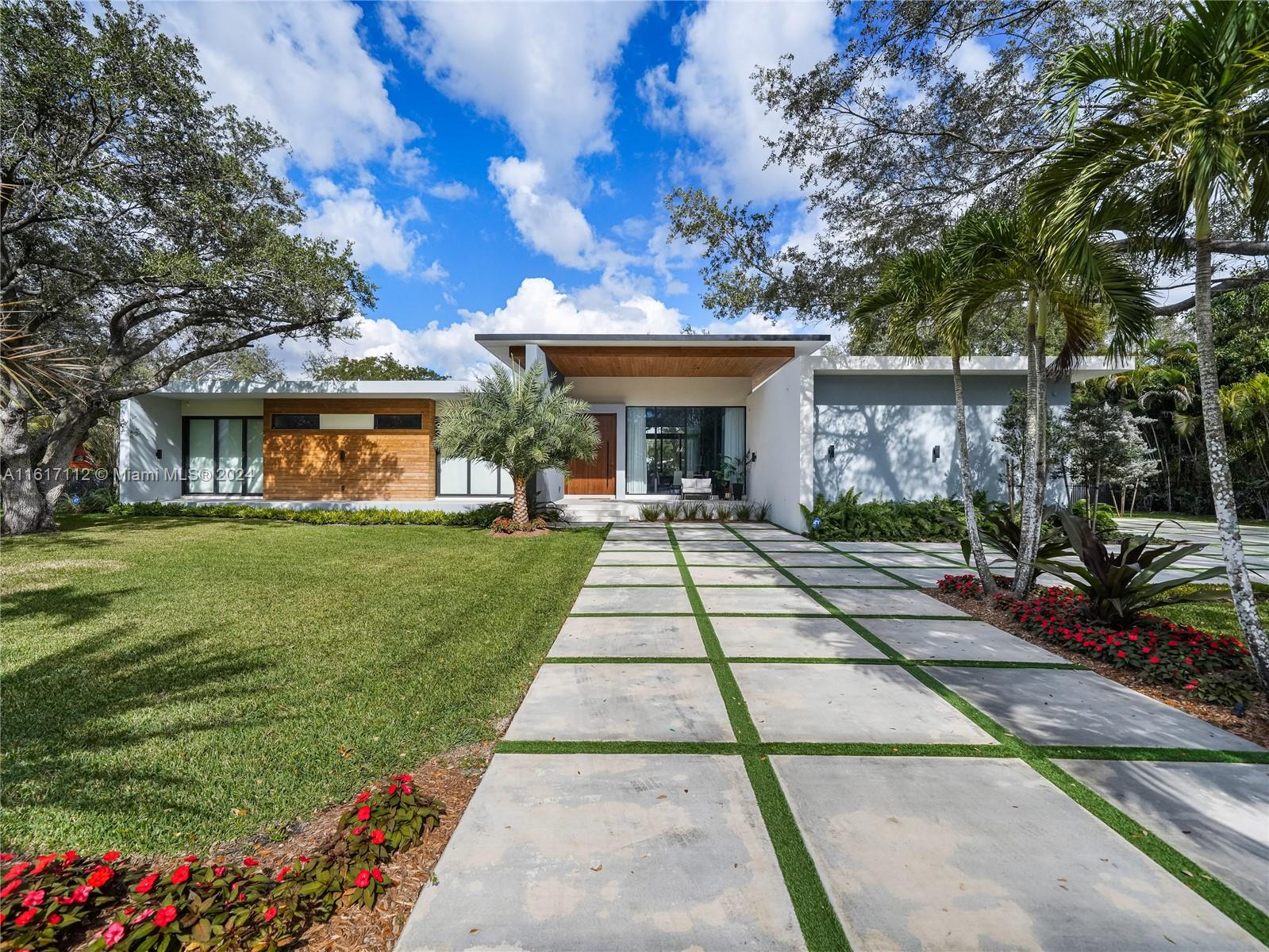 a front view of house with yard