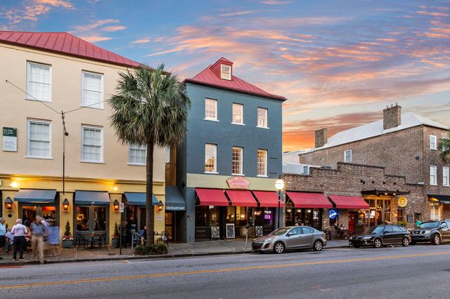 $2,990,000 | 192 East Bay Street, Unit 200 300 | French Quarter-City Market