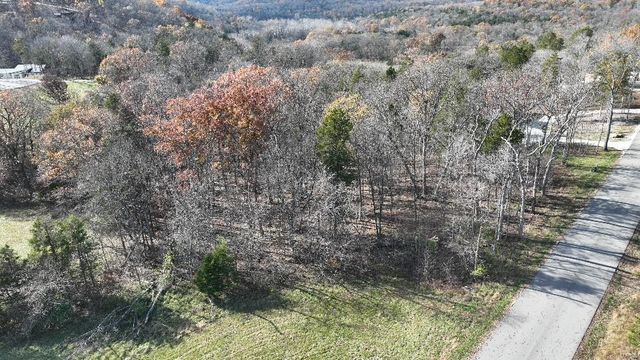 $105,000 | 2808 Tyrol Rdg Drive | Hickory Grove Township - Warren County