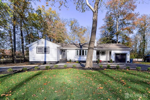 $625,000 | 470 Adams Lane | Maple Mead-Red Lion