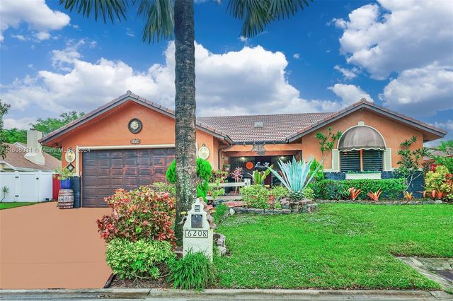 $775,000 | 6208 Pine Jog Avenue | Boca del Mar