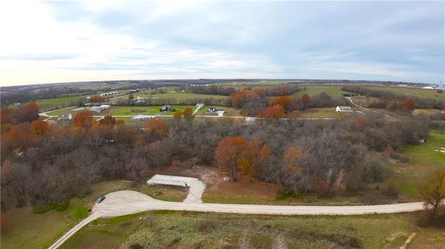 $49,900 | 67 Northwest 451st Road | Centerview Township - Johnson County