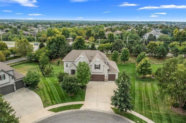 $795,000 | 11307 West 158th Terrace | Shawnee Mission