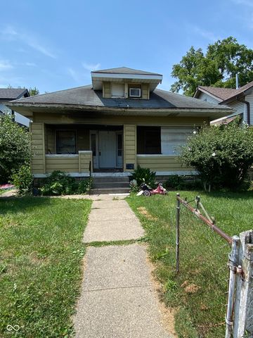 $120,000 | 802 North Oakland Avenue | Rivoli Park