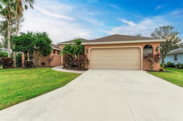 $650,000 | 6255 Aventura Drive