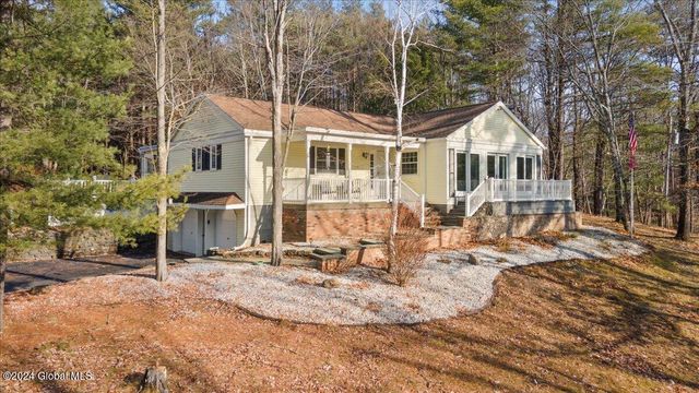 $475,000 | 289 Miller Road | Schodack