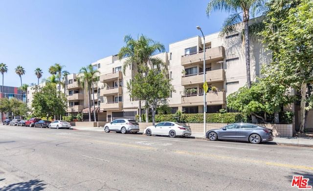 $1,800 | 435 South Virgil Avenue, Unit 224 | Mid-Wilshire