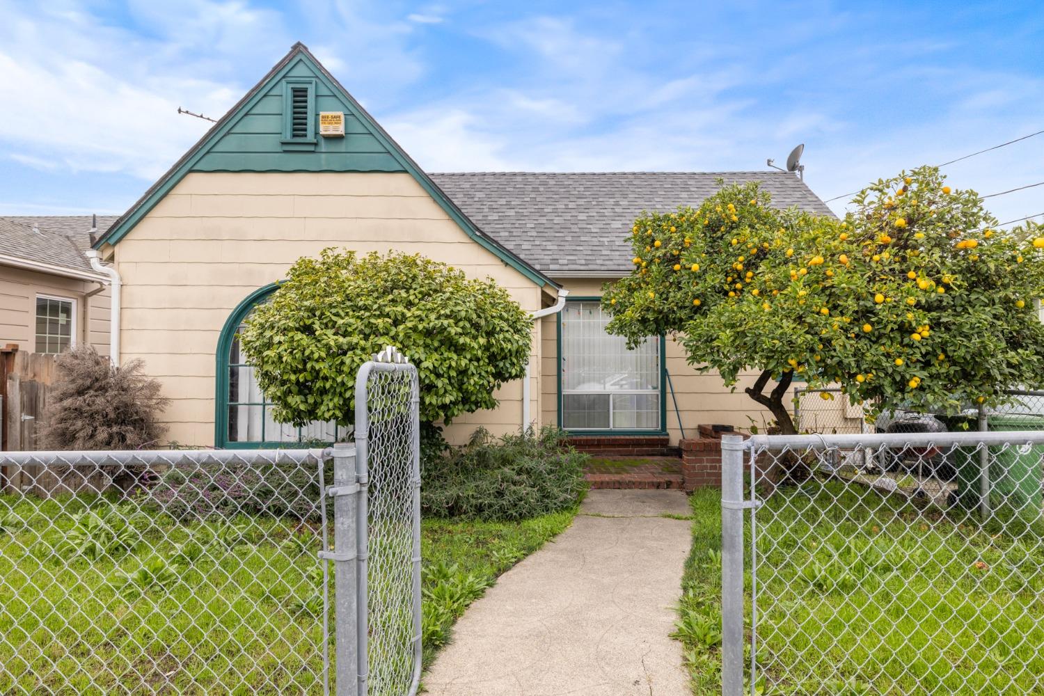 5465 Holland Street Oakland CA 94601 Compass