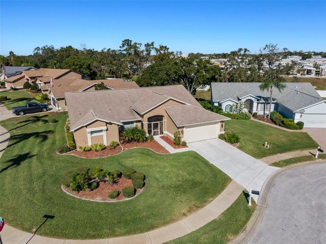 $349,990 | 8949 Bay Pointe Court | The Estates of Beacon Woods Golf and Country Club