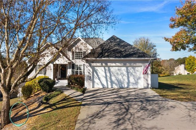 $354,900 | 106 Oak Hill Place Southeast