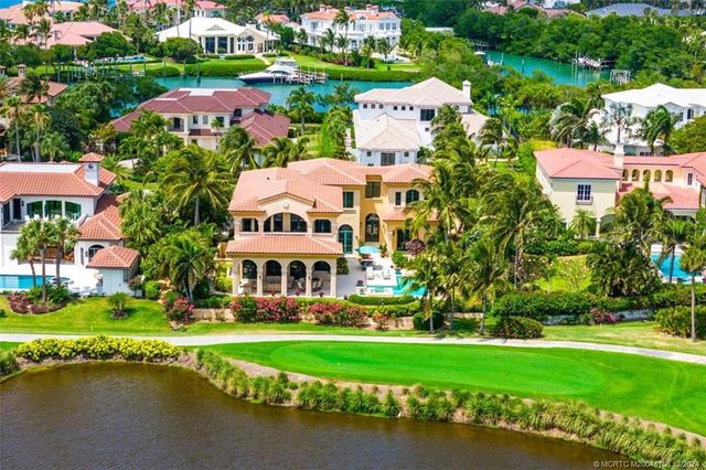 $6,250,000 | 6971 Southeast Harbor Circle | Sailfish Point