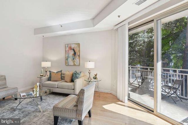 $649,000 | 7500 Woodmont Avenue, Unit S207 | The Chase at Bethesda