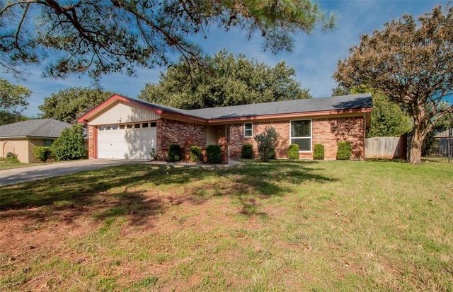 $330,000 | 8509 Brookview Drive | North Richland Hills