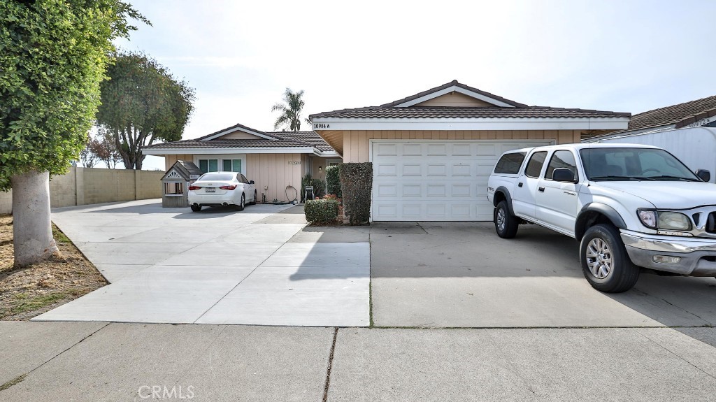 a car parked in front of a house