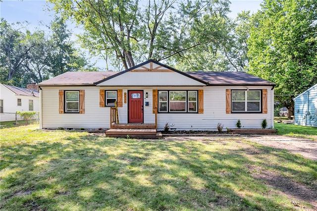 $189,900 | 9012 East 74 Terrace | Gregory Heights