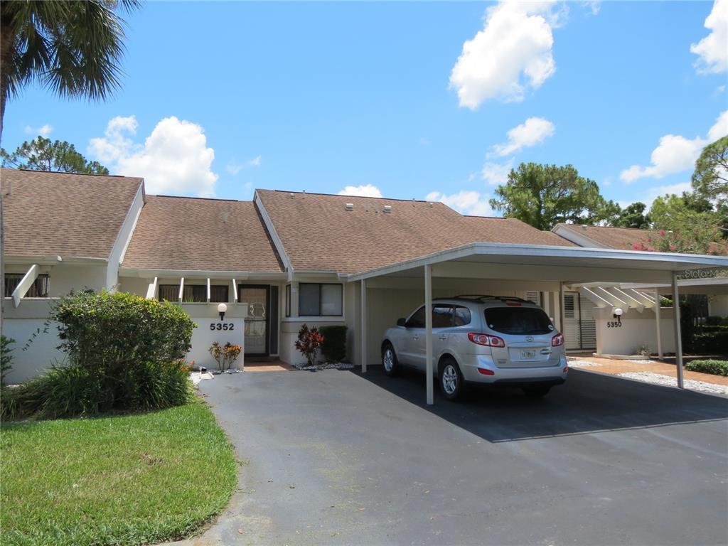 Paired Villa with 1 Car carport