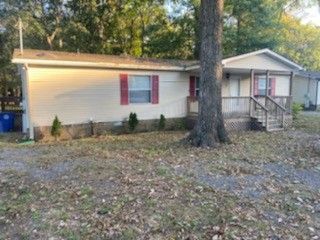 $219,900 | 110 Whispering Oaks Drive | Shelbyville