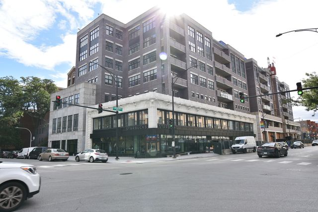 $3,100 | 3833 North Broadway, Unit 205 | Lake View East