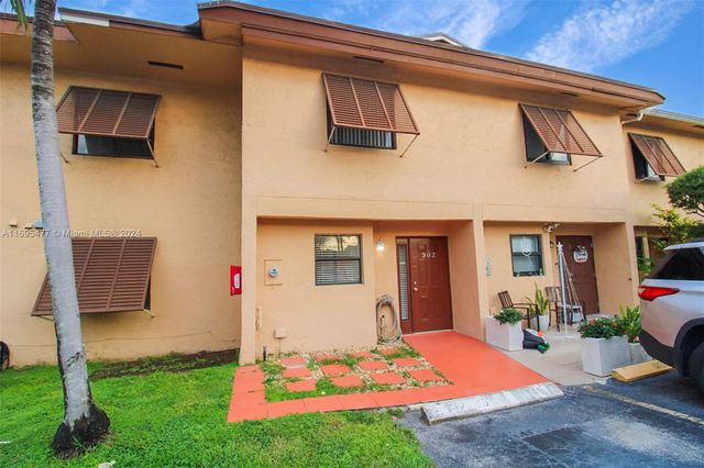 $2,750 | 6858 Northwest 173rd Drive, Unit 302 | Country Club of Miami