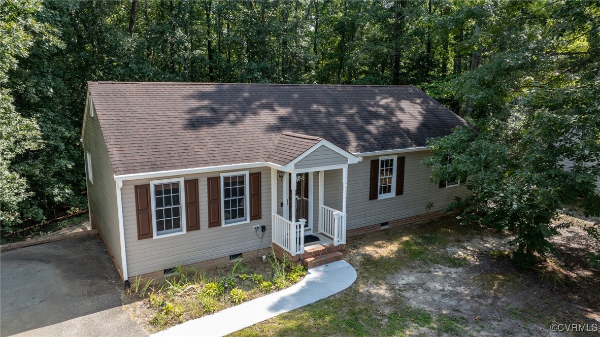 front view of house with a yard