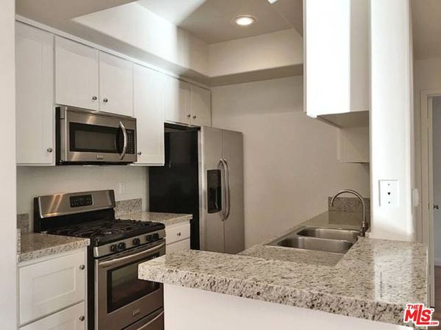 $3,345 | 14430 Benefit Street, Unit 302 | Sherman Oaks