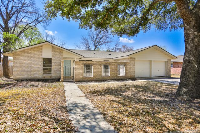 $2,250 | 131 Creekside Drive | Boerne