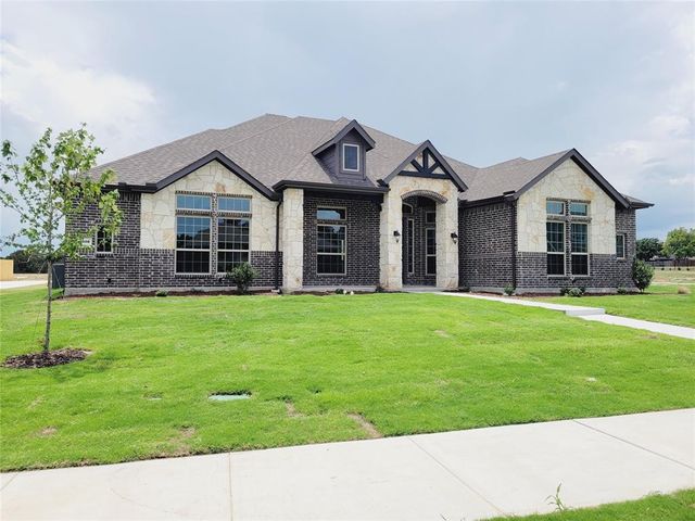 $579,990 | 1908 Comanche Drive | DeSoto