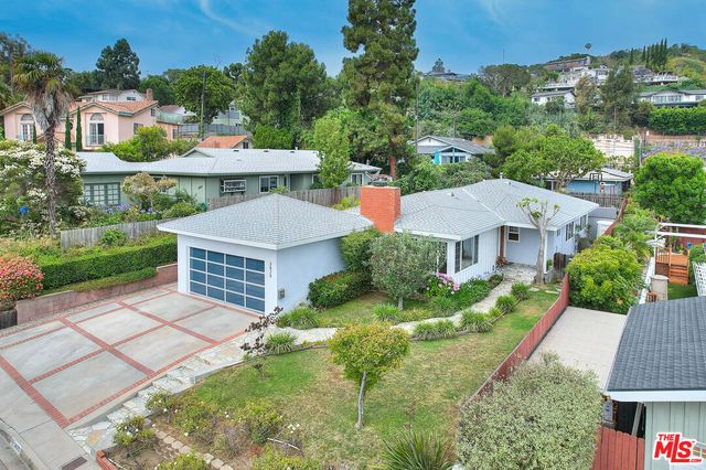 $1,749,000 | 3829 Crestview Road | Culver City