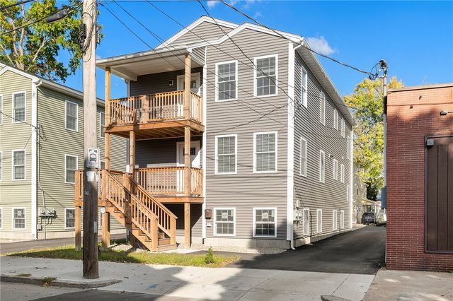 $2,500 | 288 Prairie Avenue, Unit 1 | Upper South Providence