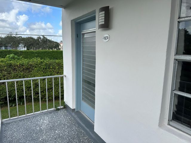 $55,000 | 624 Burgundy M Delray Beach | Kings Point