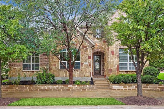 $974,900 | 2676 McPherson Lane | Lakeside DFW