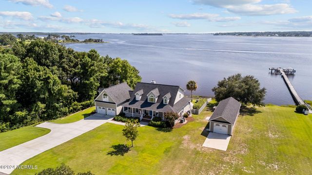 $1,699,000 | 143 Azalea Court | Silver Creek