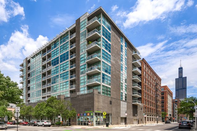 $3,000 | 225 South Sangamon Street, Unit 408 | West Loop