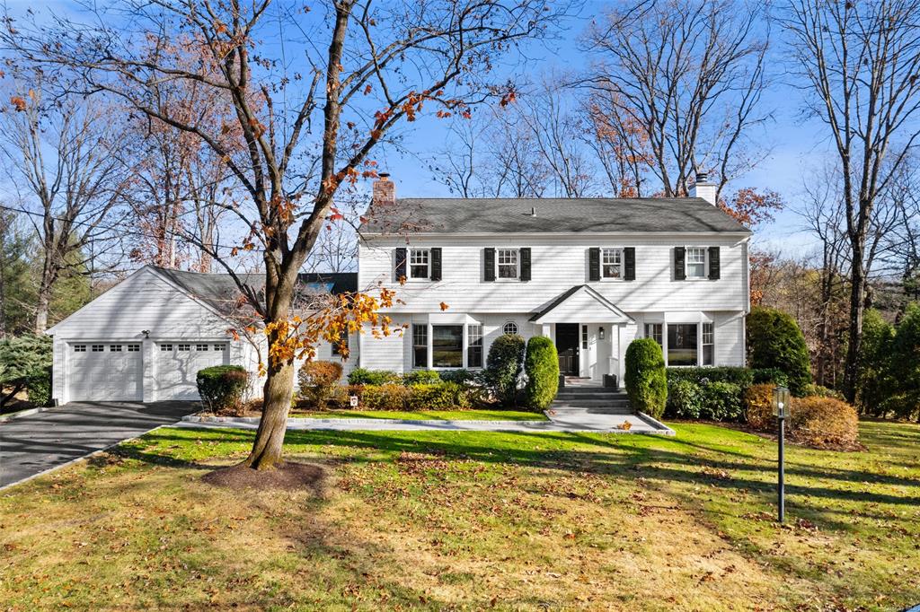 Picture perfect colonial on idyllic street