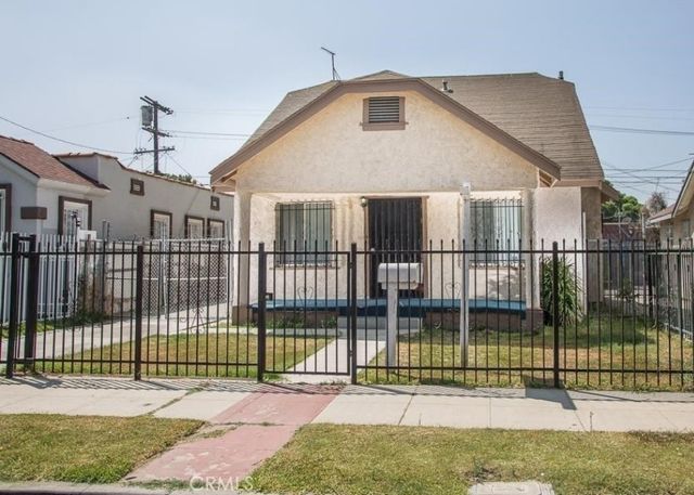 $670,000 | 1418 West 65th Place | Los Angeles Southwest