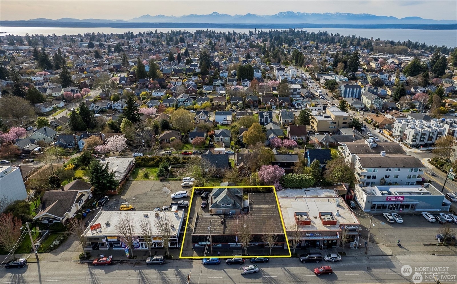 an aerial view of multiple house