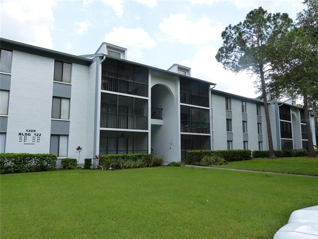 $1,500 | 1309 Pine Ridge Circle East, Unit C2 | Pine Ridge at Lake Tarpon Village