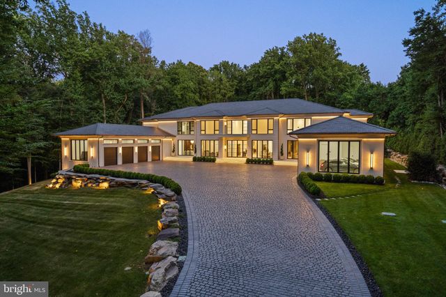 $29,990,000 | 6501 Bright Mountain Road | McLean