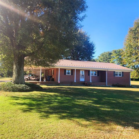 $350,000 | 2763 East Maiden Road | Caldwell Township - Catawba County