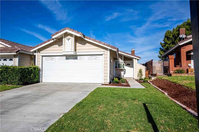 $879,999 | 8455 East Amberwood Street | Anaheim Hills