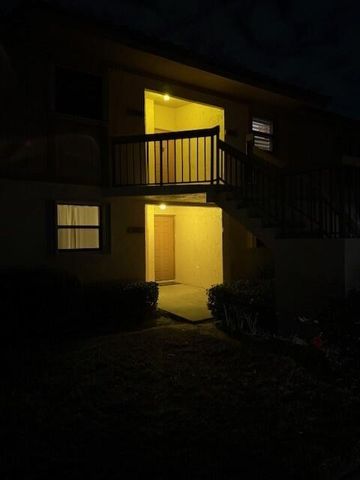 $2,300 | 3375 Jaywood Terrace, Unit 1020 | Boca Raton Hills