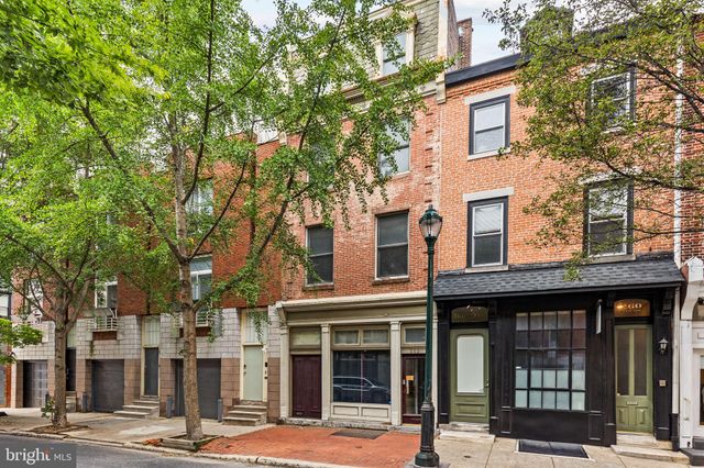 $1,099,000 | 262 South 11th Street | Washington Square West