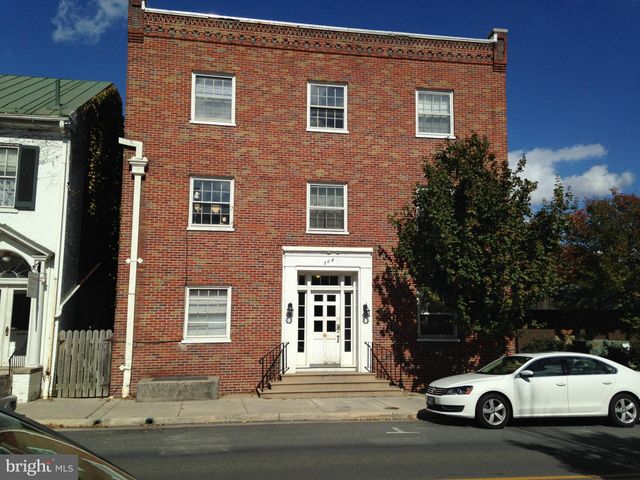 $1,050 | 208 West Boscawen Street, Unit 8 | Winchester