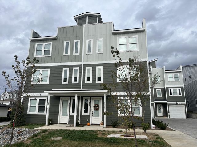 $1,300,000 | 4912 Delaware Avenue | Nations