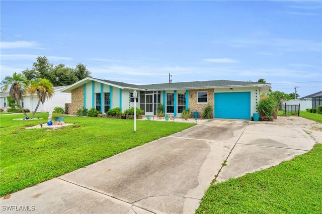 $329,000 | 910 Southeast 27th Terrace | Cape Coral